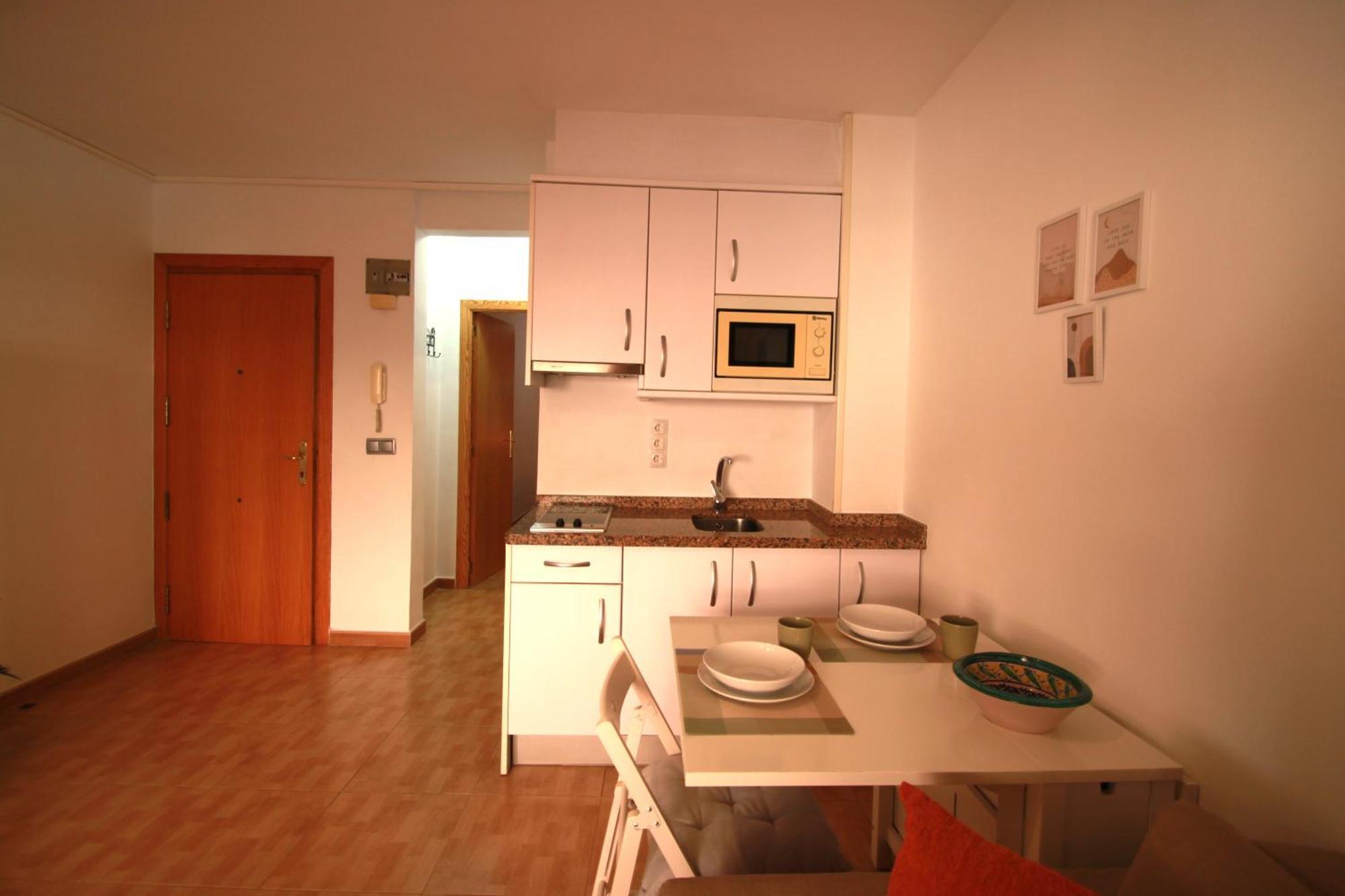 Apartamento Casaturis En Centro De Alicante En Antigua Estacion Autobuses A101 المظهر الخارجي الصورة